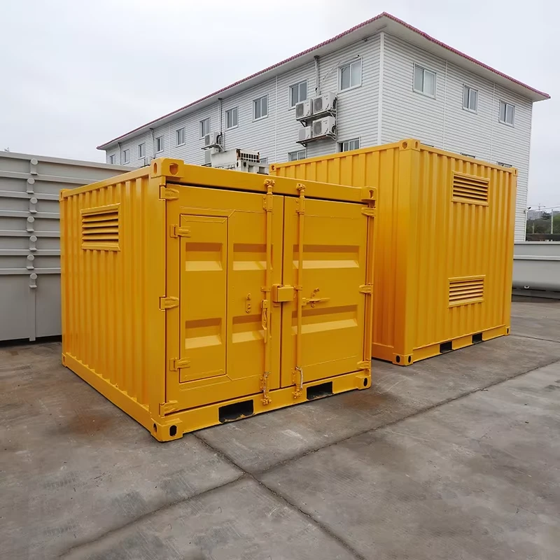 Que tipo de equipamento de armazenamento atende aos padrões globais de segurança para produtos químicos perigosos?